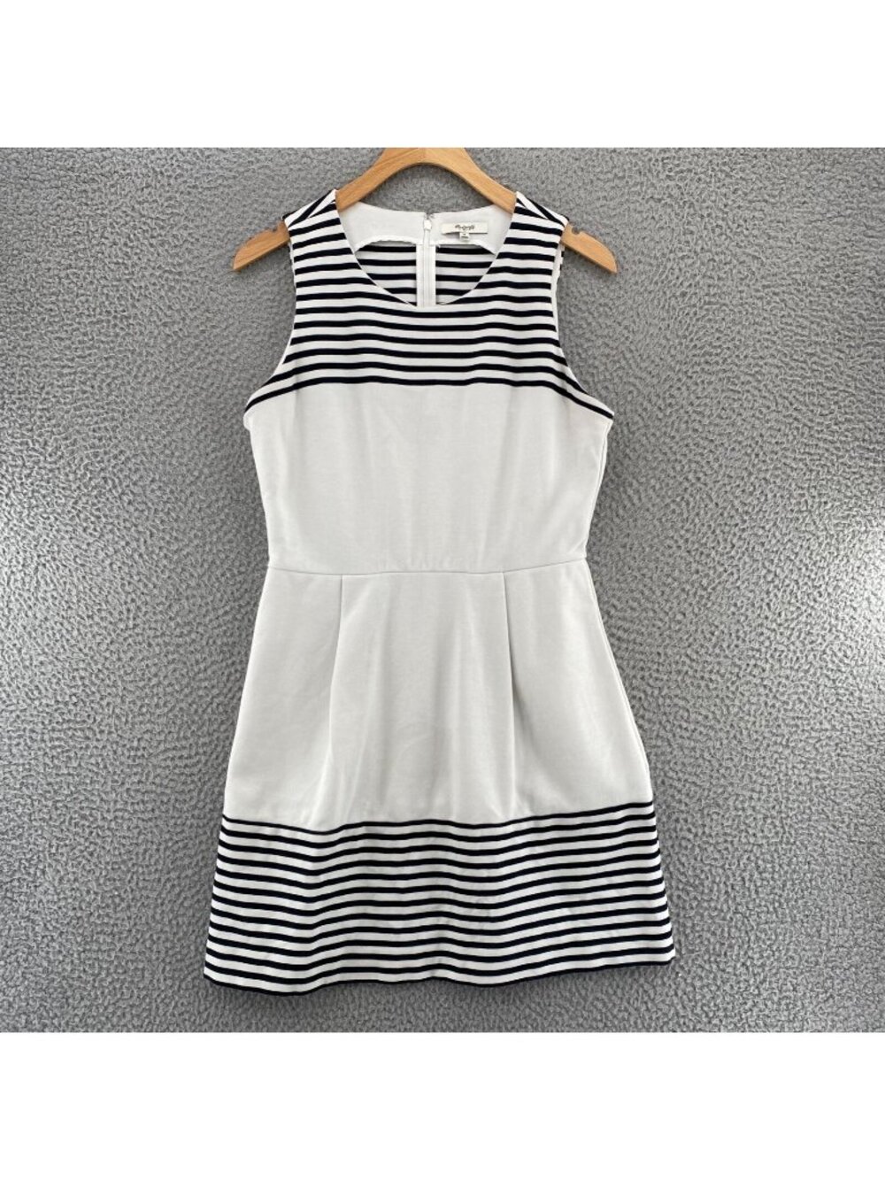 Madewell Dress Womens Medium White Black Striped Fit & Flare Pleated Mini Knit